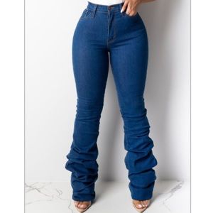 High Waisted Dark Denim Jeans with Ruffled Bottom